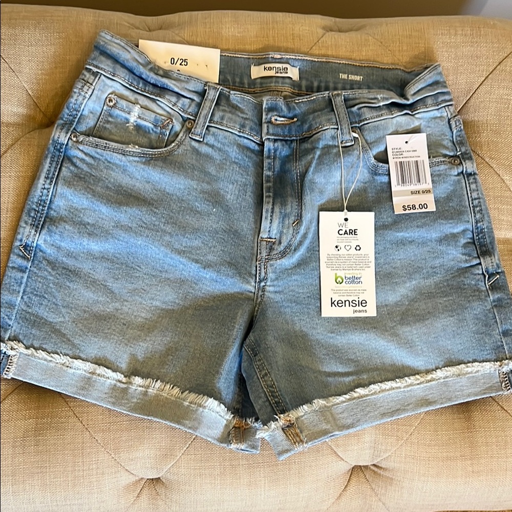 NWT: Kenzie Blue Jean Shorts with Cuffed Hem and Mid-Rise Fit - Size 25